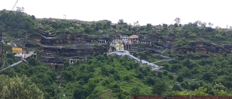 चित्रकूट धाम – रामायण से जुड़ी पवित्र नगरी